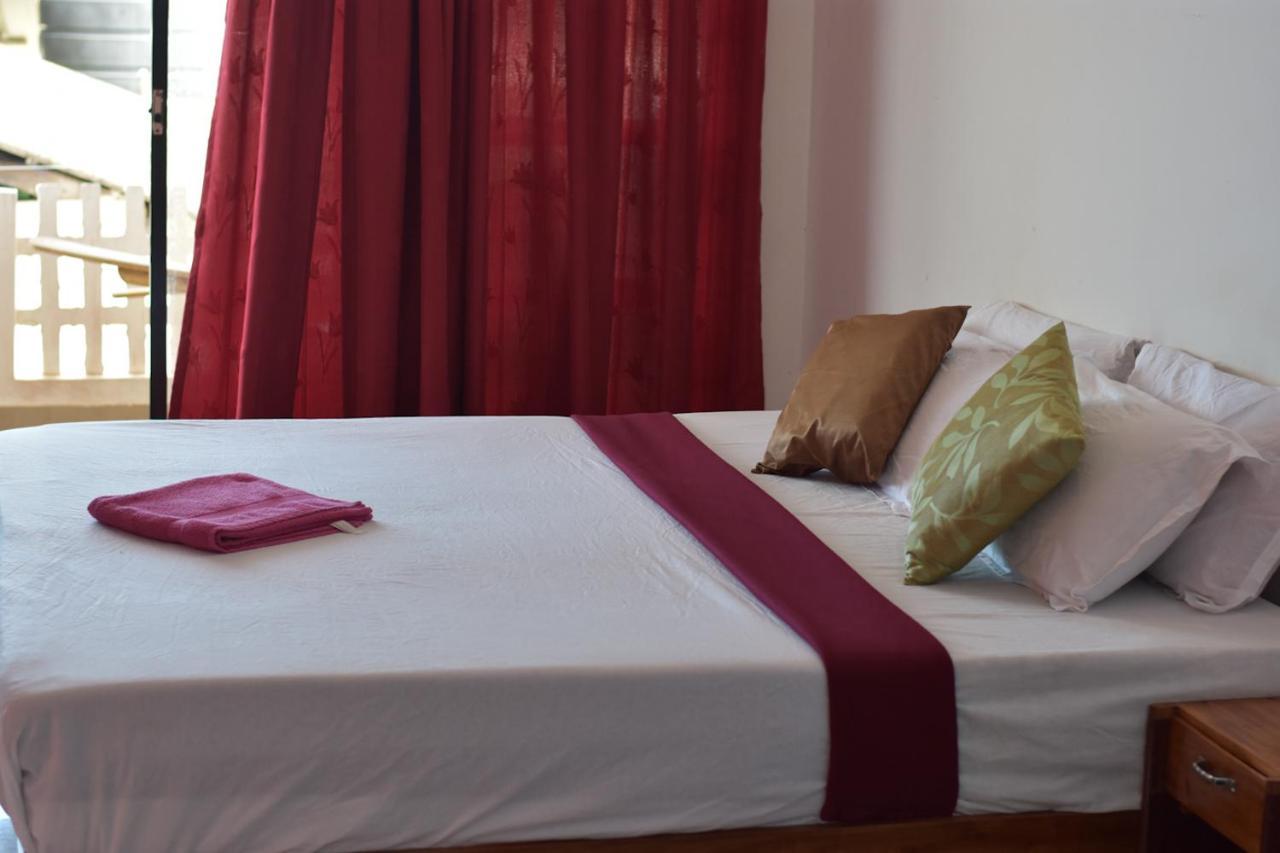 Packbag Beach Hotel Kovalam Exterior foto
